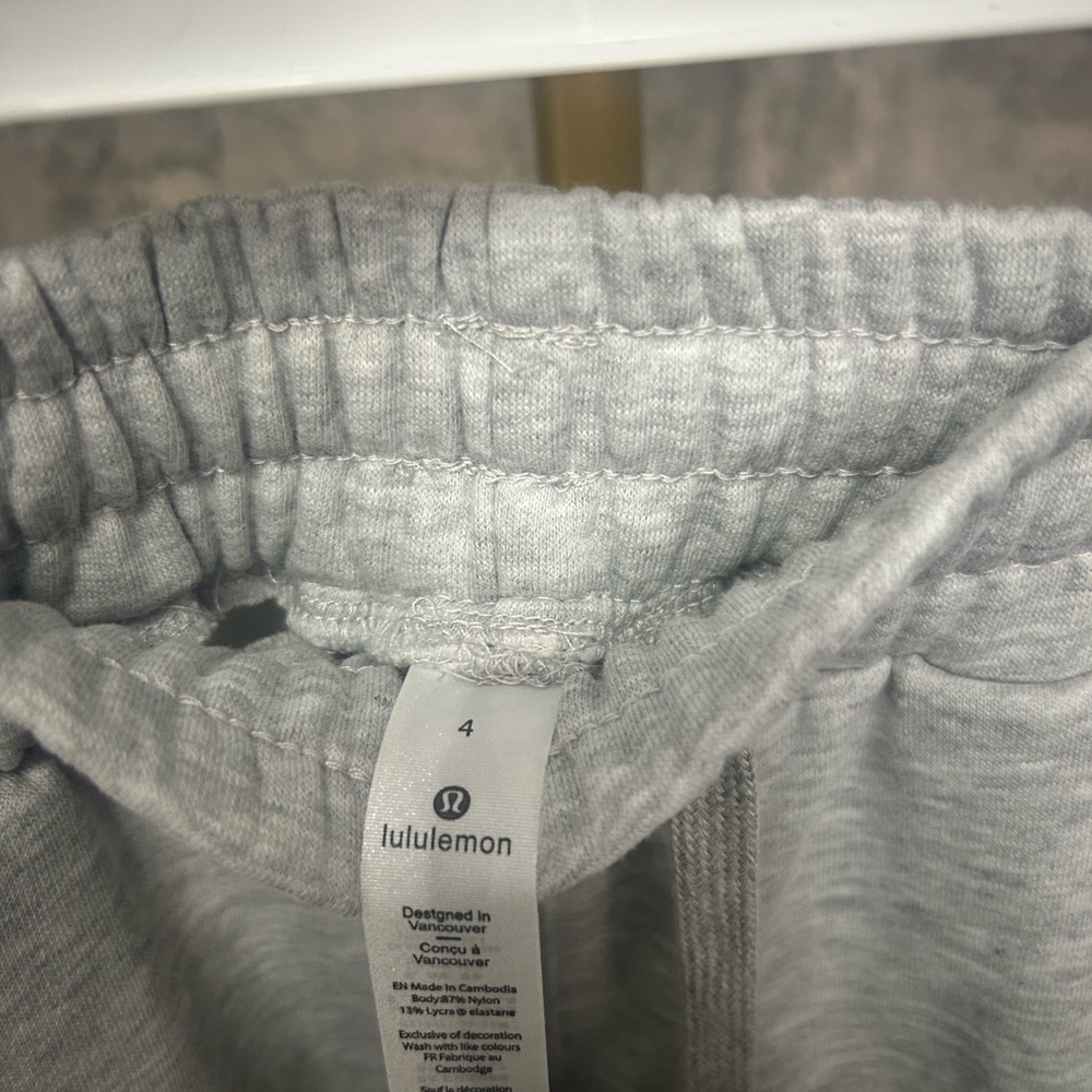 Lululemon gray jogger tracksuit set hooded zip-up jacket pants– Women’s size 4 - Picture 9 of 13